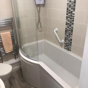 Small bathroom revamp Rainham